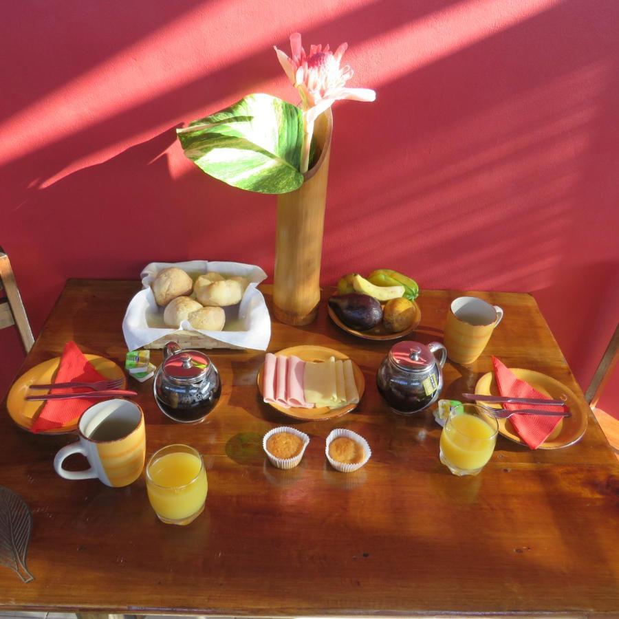 Micaval Residential Bed and Breakfast Σάο Τομέ Εξωτερικό φωτογραφία