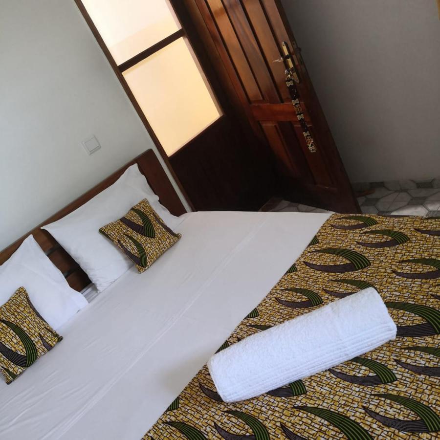 Micaval Residential Bed and Breakfast Σάο Τομέ Εξωτερικό φωτογραφία