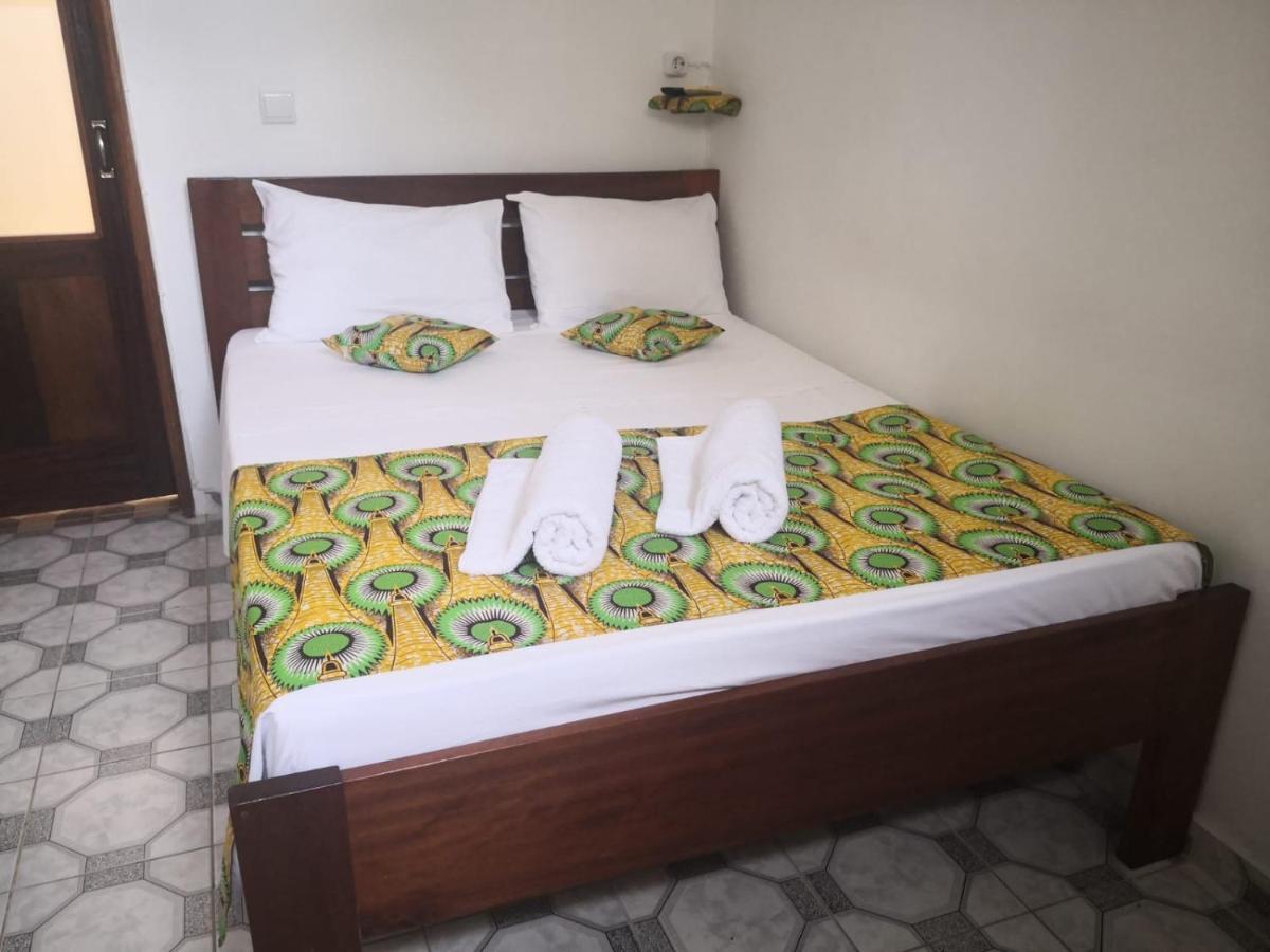 Micaval Residential Bed and Breakfast Σάο Τομέ Εξωτερικό φωτογραφία