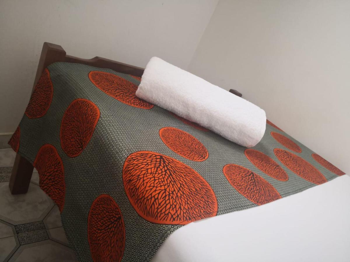 Micaval Residential Bed and Breakfast Σάο Τομέ Εξωτερικό φωτογραφία